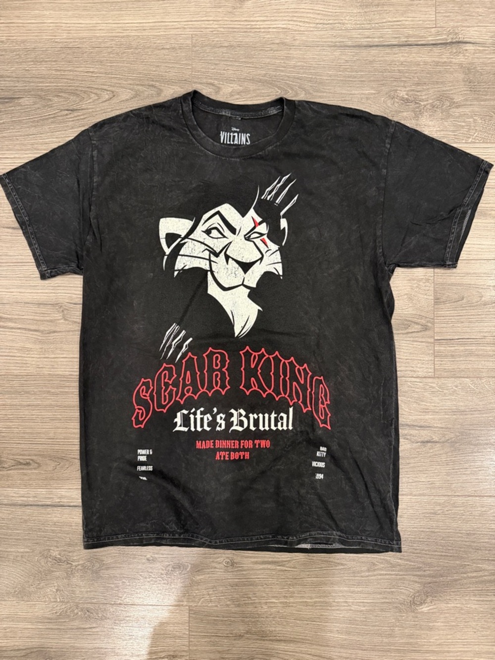 Distressed Wash Disney Villains Scar King Life’s Brutal Tee Men’s Size Large